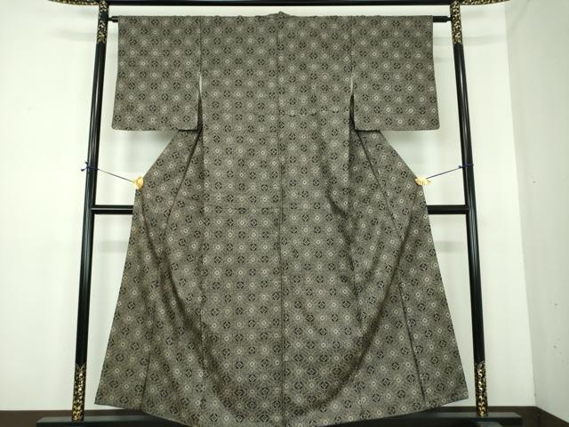 平和屋着物●本場大島紬　龍郷絣　花菱文　正絹　逸品　DABE5442ps