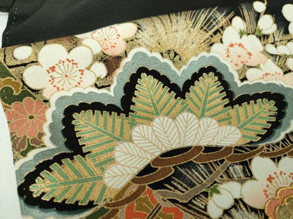 平和屋着物●豪華黒留袖　梅松文　金銀彩　正絹　逸品　DABE5645ps