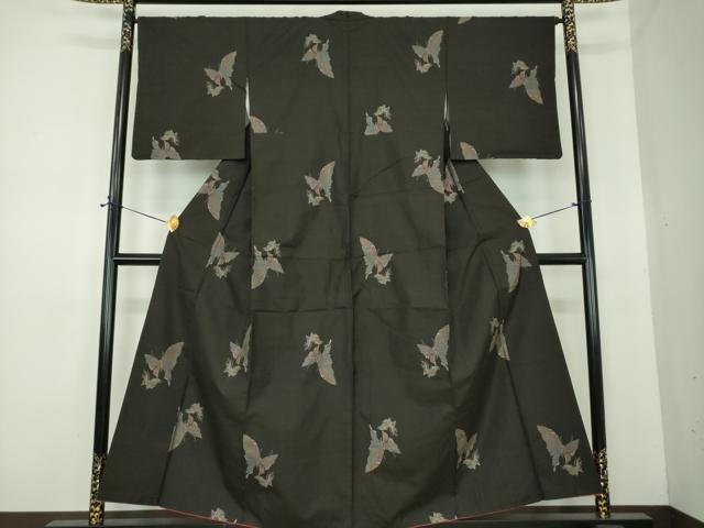 平和屋着物●本場大島紬　9マルキ　地空　舞蝶文　正絹　逸品　DABE5647ps