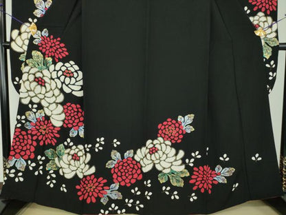平和屋着物●豪華振袖　舞花文　黒地　金彩　正絹　逸品　DABE5650ps
