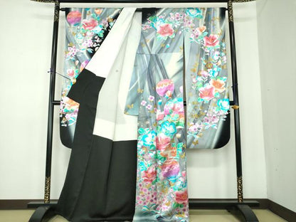平和屋着物●豪華振袖　舞蝶花文　気球　綿毛　暈し染め　金銀彩　正絹　逸品　DABE5654ps