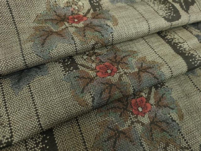 平和屋着物●本場大島紬　9マルキ　草花文　正絹　逸品　DABE5657ps