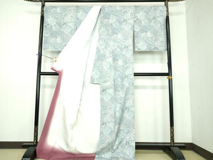 平和屋着物●都喜ヱ門 本場大島紬 白大島 9マルキ 総絣 雪輪葡萄蔦の葉文 やまと誂製 藤絹織物謹製 ロング丈 正絹 逸品 未使用 DABE5670ps