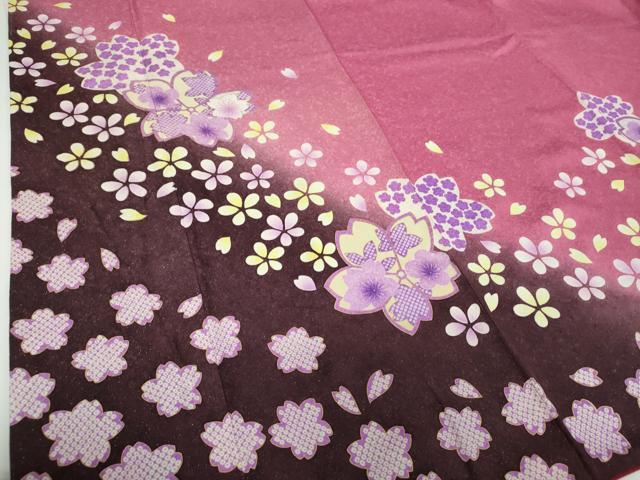 平和屋着物●豪華振袖　舞桜　暈し染め　金彩　銀通し地　正絹　逸品　DABE5686ps