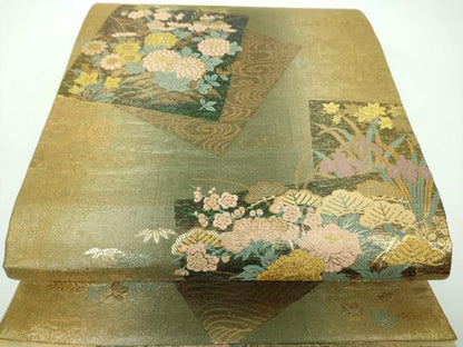 平和屋着物▼六通柄袋帯 唐織 色紙重ね花文 金糸 引箔 正絹 逸品 DABE5739ps