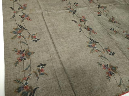 平和屋着物●本場大島紬　9マルキ　草花文　正絹　逸品　DABE5851ps