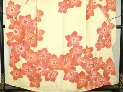 平和屋着物●名門　藤娘きぬたや・総絞り　振袖　総絞り　舞花文　正絹　逸品　DABE5917ps
