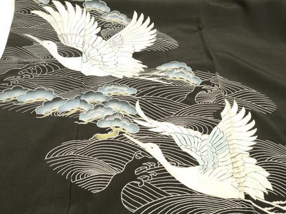 平和屋着物■黒留袖　刺繍　流水飛鶴松文　銀彩　洗える着物　DABE6087cm