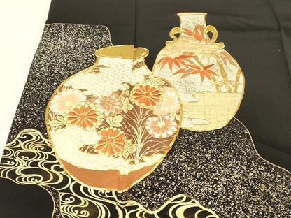 平和屋着物■豪華黒留袖　駒刺繍　器物笹竹花文　金彩　正絹　逸品　DABE6104cm