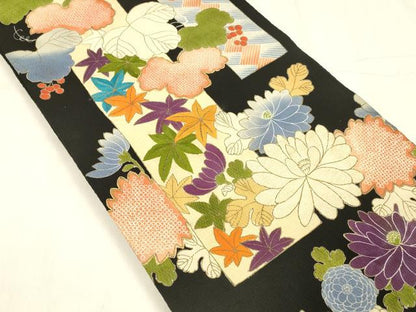平和屋着物●アンティーク　大正ロマン　両面　丸帯　引き抜き帯　駒刺繍　南天草花文　黒地　鬼しぼ縮緬　正絹　逸品　DABE6262cm
