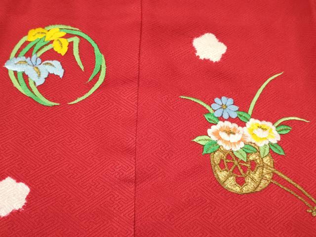平和屋着物[]七五三　女の子　３歳　祝着　三つ身　長襦袢(袷・半衿刺繍)・被布セット　刺繍　絞り　花車文　金彩　逸品　DABE7023ma