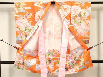 平和屋着物[]お宮参り　女の子　祝着　産着　初着　のしめ　風景花鳥文　金彩　洗える着物　DABE7047ma
