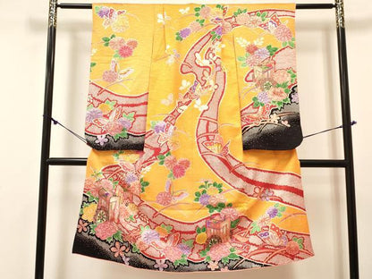 平和屋着物[]七五三　女の子　７歳　祝着　四つ身　襦袢(単衣・半衿刺繍)セット　御所車花蝶文　金彩　逸品　DABE7098ma