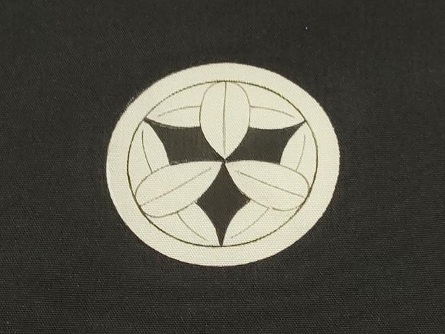 平和屋着物[]お宮参り　男の子　祝着　産着　初着　のしめ　刺繍　鷹　鷲　立波笹松文　金銀彩　逸品　DABE7106ma