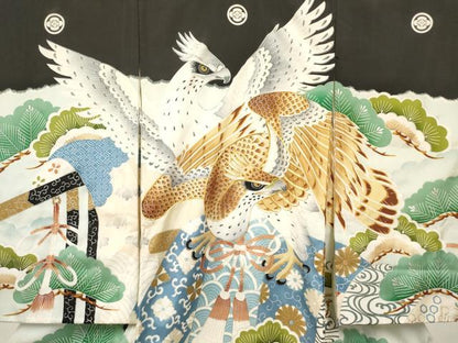 平和屋着物[]お宮参り　男の子　祝着　産着　初着　のしめ　駒刺繍　鷹　鷲　誰が袖松文　銀彩　逸品　DABE7111ma