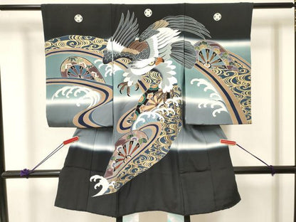 平和屋着物[]お宮参り　男の子　祝着　産着　初着　のしめ　鷹　鷲　片輪車立波花文　暈し染め　金彩　逸品　DABE7113ma