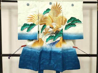 平和屋着物[]お宮参り　男の子　祝着　産着　初着　のしめ　刺繍　鷹　鷲　風景松文　暈し染め　金彩　逸品　DABE7115ma