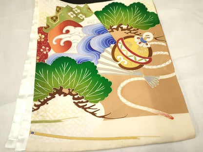 平和屋着物[]お宮参り　男の子　祝着　産着　初着　のしめ　駒刺繍　龍　唐獅子　兜　笹松文　金彩　逸品　DABE7116ma