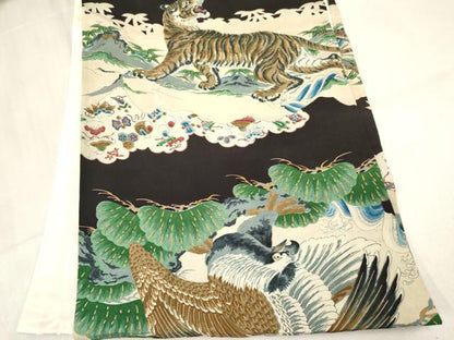 平和屋着物[]お宮参り　男の子　祝着　産着　初着　のしめ　鷹　鷲　虎　寅　笹松文　金彩　逸品　DABE7120ma