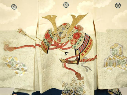 平和屋着物[]お宮参り　男の子　祝着　産着　初着　のしめ　刺繍　唐獅子　兜　笹竹花文　金銀彩　逸品　DABE7126ma