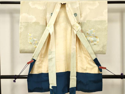 平和屋着物[]お宮参り　男の子　祝着　産着　初着　のしめ　刺繍　唐獅子　兜　笹竹花文　金銀彩　逸品　DABE7126ma