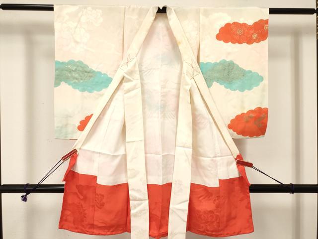 平和屋着物[]お宮参り　女の子　祝着　産着　初着　のしめ　駒刺繍　雲取り飛鶴花文　金彩　逸品　DABE7130ma