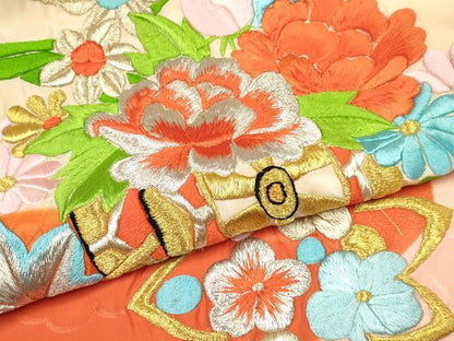 平和屋着物[]お宮参り　女の子　祝着　産着　初着　のしめ　総刺繍　花車文　暈し染め　金銀糸　逸品　DABE7131ma