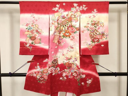 平和屋着物[]お宮参り　女の子　祝着　産着　初着　のしめ　駒刺繍　束ね熨斗鞠花文　暈し染め　金彩　逸品　DABE7137ma