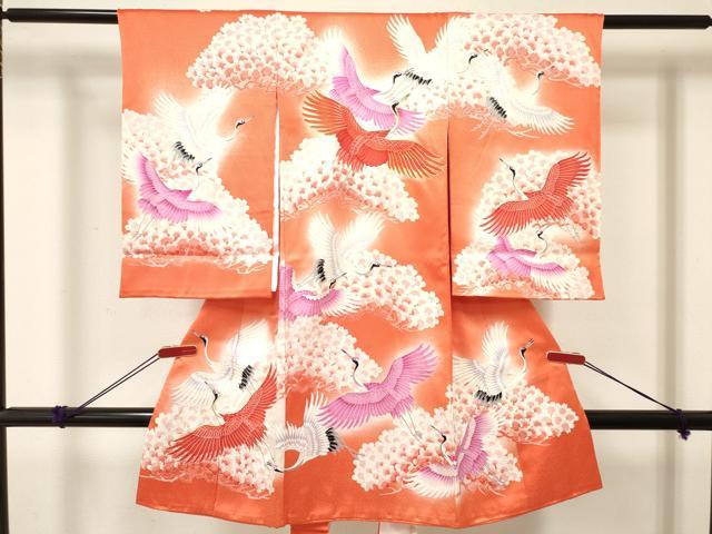 平和屋着物[]お宮参り　女の子　祝着　産着　初着　のしめ　駒刺繍　群れ鶴花文　暈し染め　逸品　DABE7138ma