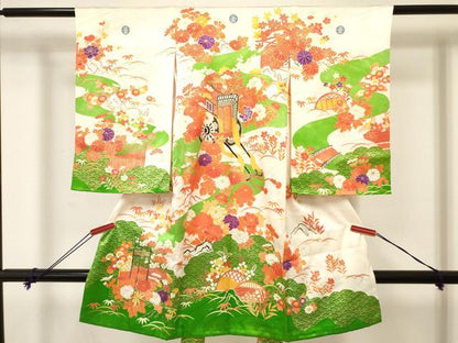 平和屋着物[]お宮参り　女の子　祝着　産着　初着　のしめ　駒刺繍　御所車籬花文　金彩　逸品　DABE7143ma