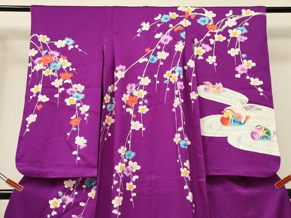 平和屋着物∵女の子　十三参り　子供　祝着　駒刺繍　枝垂れ桜　流水鴛鴦文　金彩　逸品　DABE7182ma