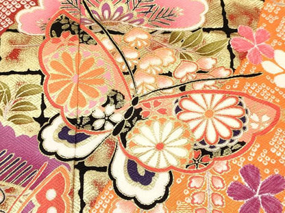 平和屋着物[]七五三　女の子　３歳　祝着　三つ身　襦袢付き　花蝶文　金彩　逸品　DABE7184ma
