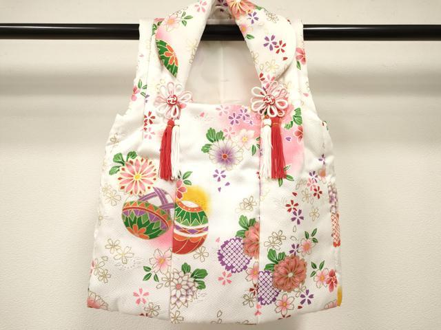 平和屋着物[]七五三　女の子　３歳　祝着　三つ身　被布セット　雪輪鈴花文　暈し染め　金彩　DABE7218ma