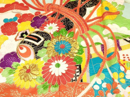 平和屋着物[]七五三　女の子　３歳　祝着　三つ身　駒刺繍　打ち出の小槌　風景花文　金彩　逸品　DABE7238ma