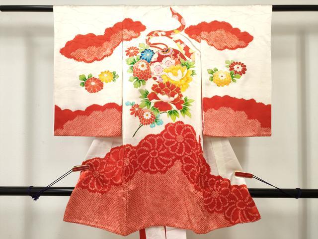 平和屋着物[]お宮参り　女の子　祝着　産着　初着　のしめ　駒刺繍　絞り　鈴花文　金彩　逸品　DABE7254ma