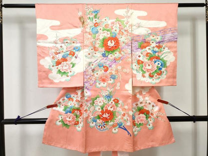 平和屋着物[]お宮参り 女の子 祝着 産着 初着 のしめ 渡橋花車文 金彩 逸品 DABE7268ma