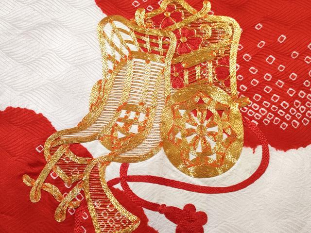 平和屋着物[]お宮参り　女の子　祝着　産着　初着　のしめ　駒刺繍　絞り　御所車花文　逸品　DABE7269ma