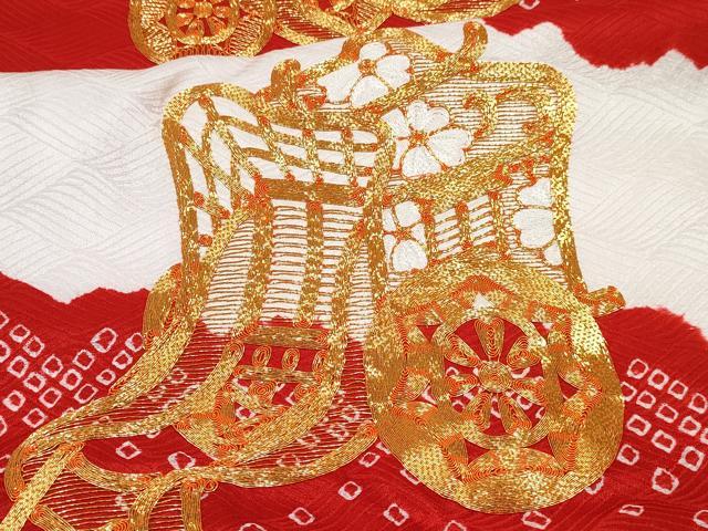 平和屋着物[]お宮参り　女の子　祝着　産着　初着　のしめ　駒刺繍　絞り　御所車花文　逸品　DABE7269ma
