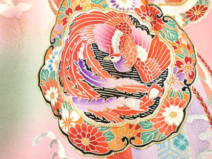 平和屋着物[]お宮参り　女の子　祝着　産着　初着　のしめ　駒刺繍　鏡裏花文　暈し染め　金銀彩　逸品　DABE7271ma