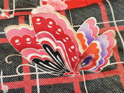 平和屋着物[]七五三　女の子　７歳　祝着　四つ身　舞蝶枝桜文　金銀彩　DABE7303ma