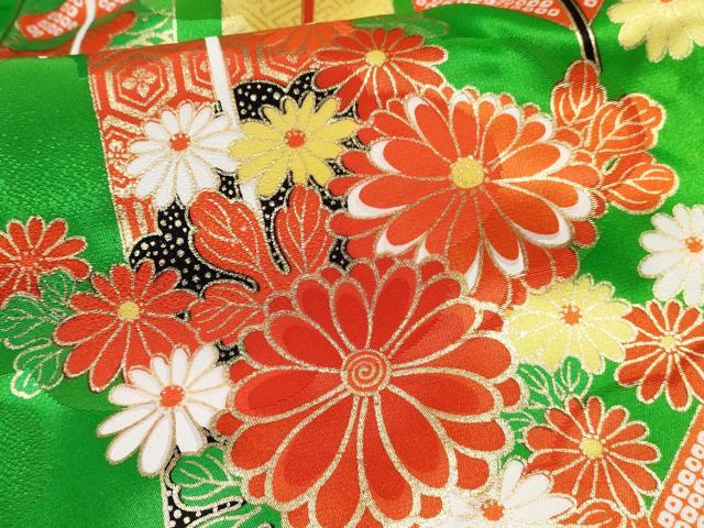 平和屋着物[]七五三　女の子　７歳　祝着　四つ身　駒刺繍　矢羽鼓花文　金彩　未使用　DABE7358ma