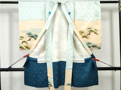 平和屋着物[]お宮参り　男の子　祝着　産着　初着　のしめ　刺繍　鷹　鷲　風景松文　逸品　DABE7385ma
