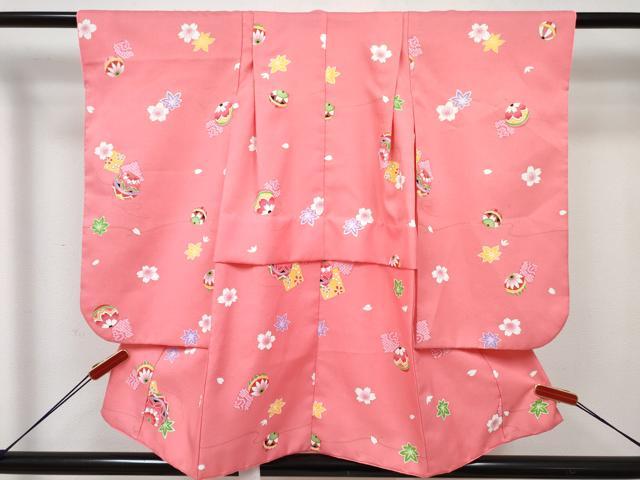 平和屋着物[]七五三　女の子　３歳　祝着　三つ身　被布セット　色紙鞠花文　金彩　DABE7445ma