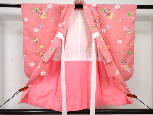 平和屋着物[]七五三　女の子　３歳　祝着　三つ身　被布セット　色紙鞠花文　金彩　DABE7445ma