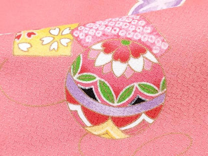 平和屋着物[]七五三　女の子　３歳　祝着　三つ身　被布セット　色紙鞠花文　金彩　DABE7445ma