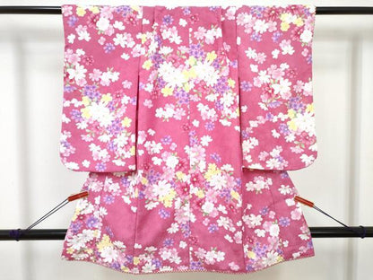 平和屋着物[]七五三　女の子　３歳　祝着　三つ身　被布セット　舞花文　金彩　DABE7450ma