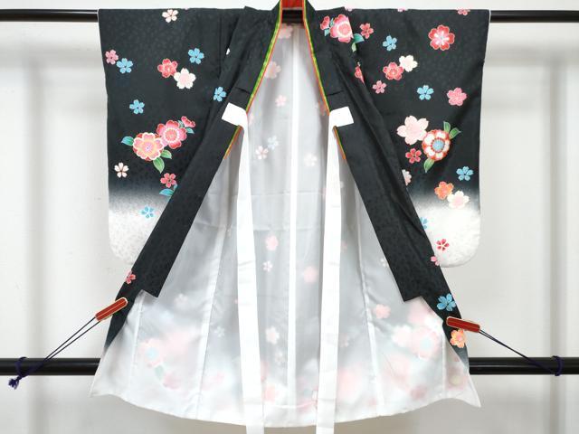 平和屋着物[]七五三　女の子　３歳　祝着　三つ身　被布セット　舞桜文　黒地　暈し染め　金彩　DABE7453ma