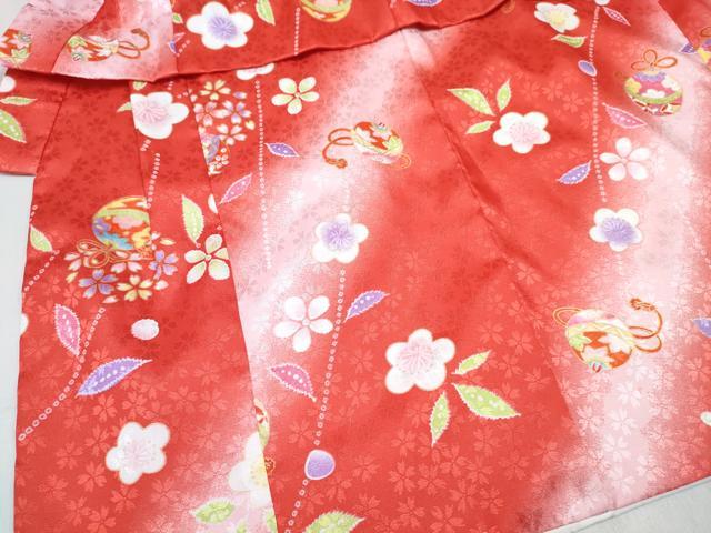 平和屋着物[]七五三　女の子　３歳　祝着　三つ身　被布セット　鈴花文　暈し染め　金彩　DABE7454ma