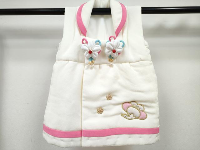 平和屋着物[]七五三　女の子　３歳　祝着　三つ身　被布セット　飛鶴吉祥文　金彩　洗える着物　DABE7456ma