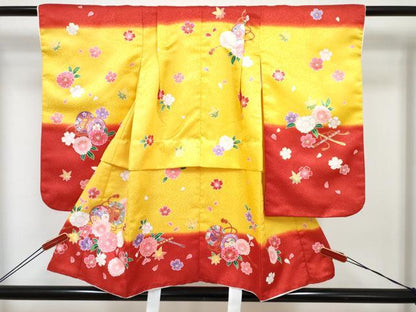 平和屋着物[]七五三　女の子　３歳　祝着　三つ身　被布セット　横笛鼓花文　暈し染め　金彩　DABE7460ma